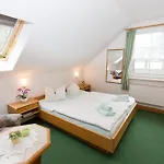 Fruhstuckspension Haus Strandeck 3*