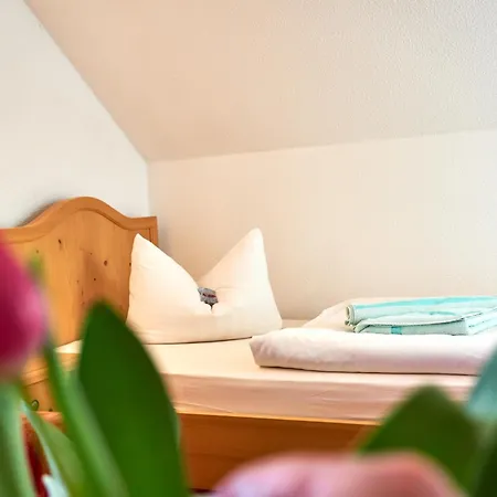 בית הארחה Haus Strandeck