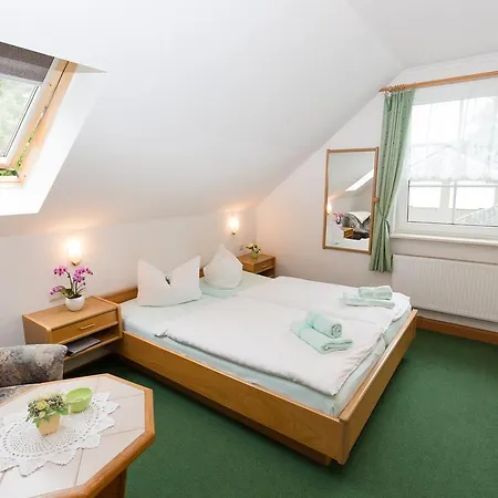 Haus Strandeck 3*